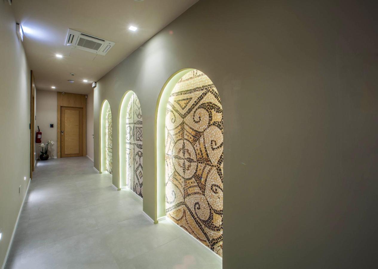 Noha Lifestyle Hotel - Adults Only Pula Bagian luar foto
