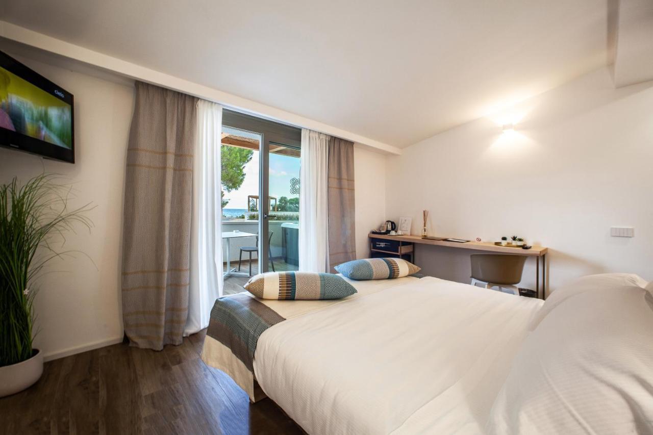 Noha Lifestyle Hotel - Adults Only Pula Bagian luar foto