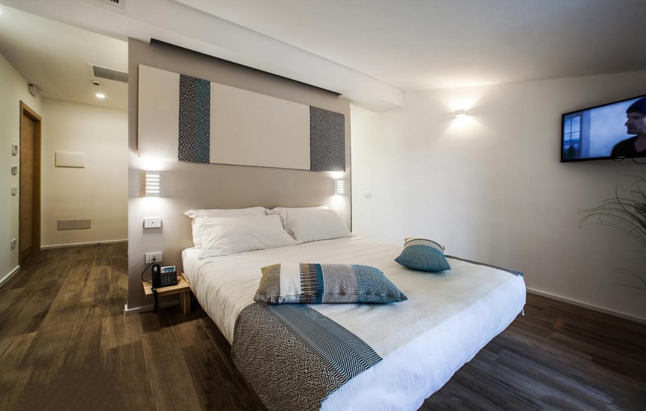 Noha Lifestyle Hotel - Adults Only Pula Bagian luar foto